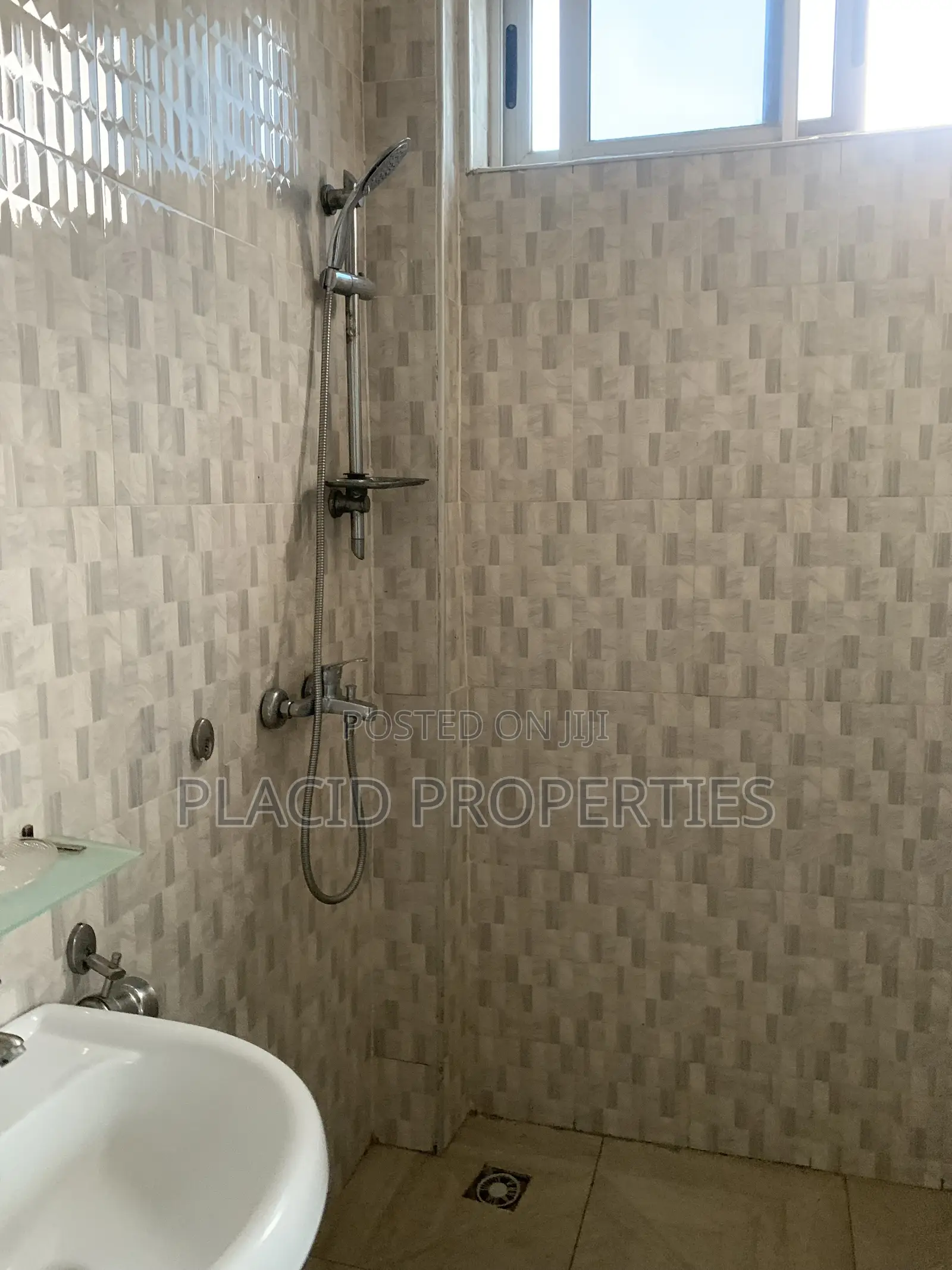 1bdrm Apartment in Ashongman Estate for rent