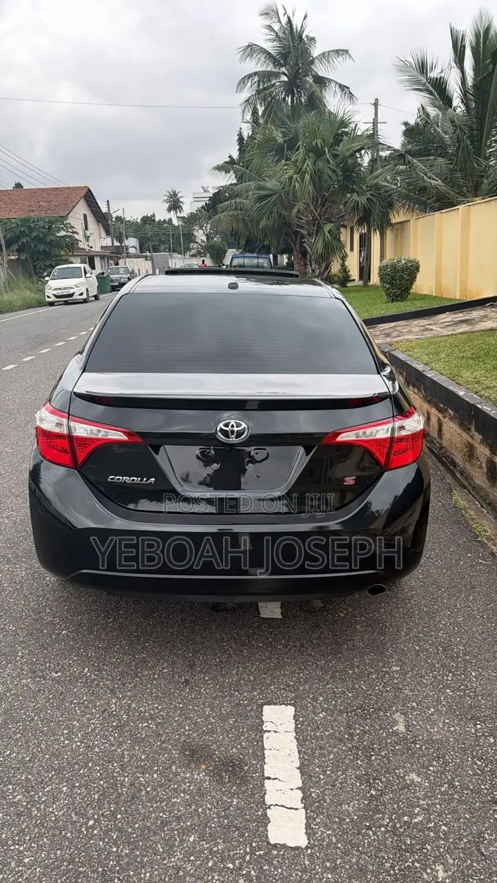 Toyota Corolla S Plus 4dr Sedan (1.8L 4cyl CVT) 2016 Gray