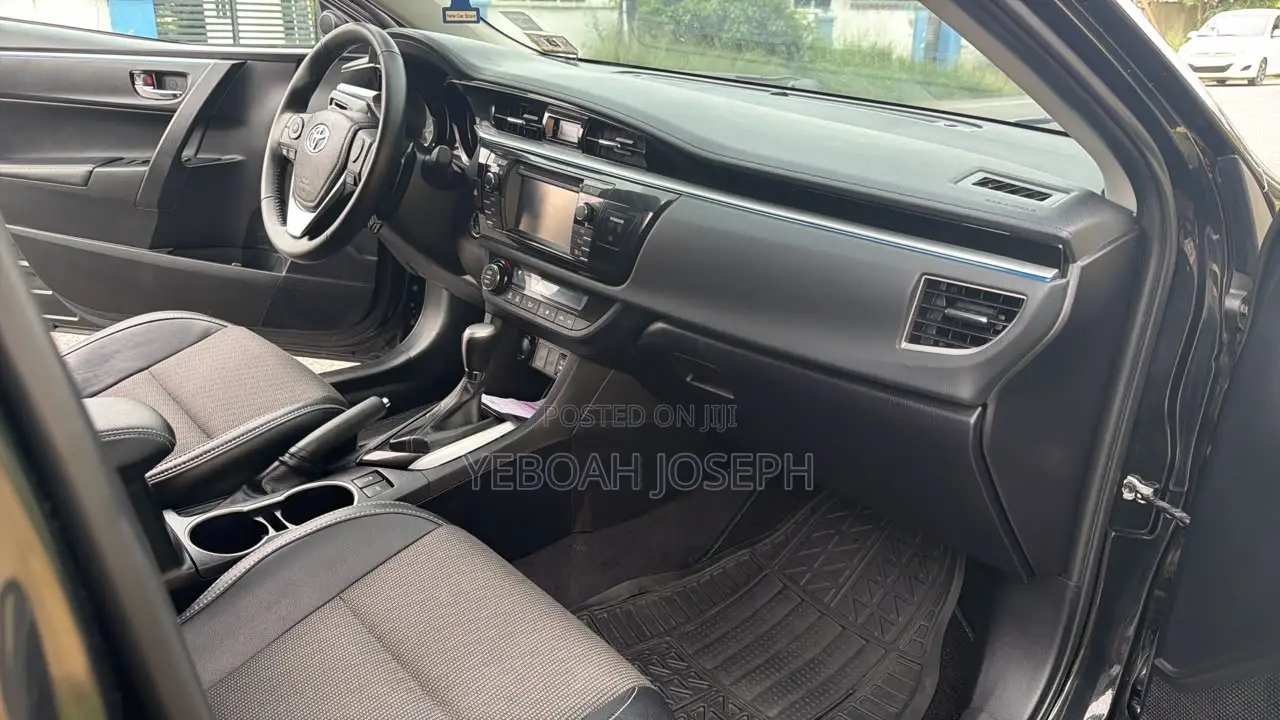 Toyota Corolla S Plus 4dr Sedan (1.8L 4cyl CVT) 2016 Gray