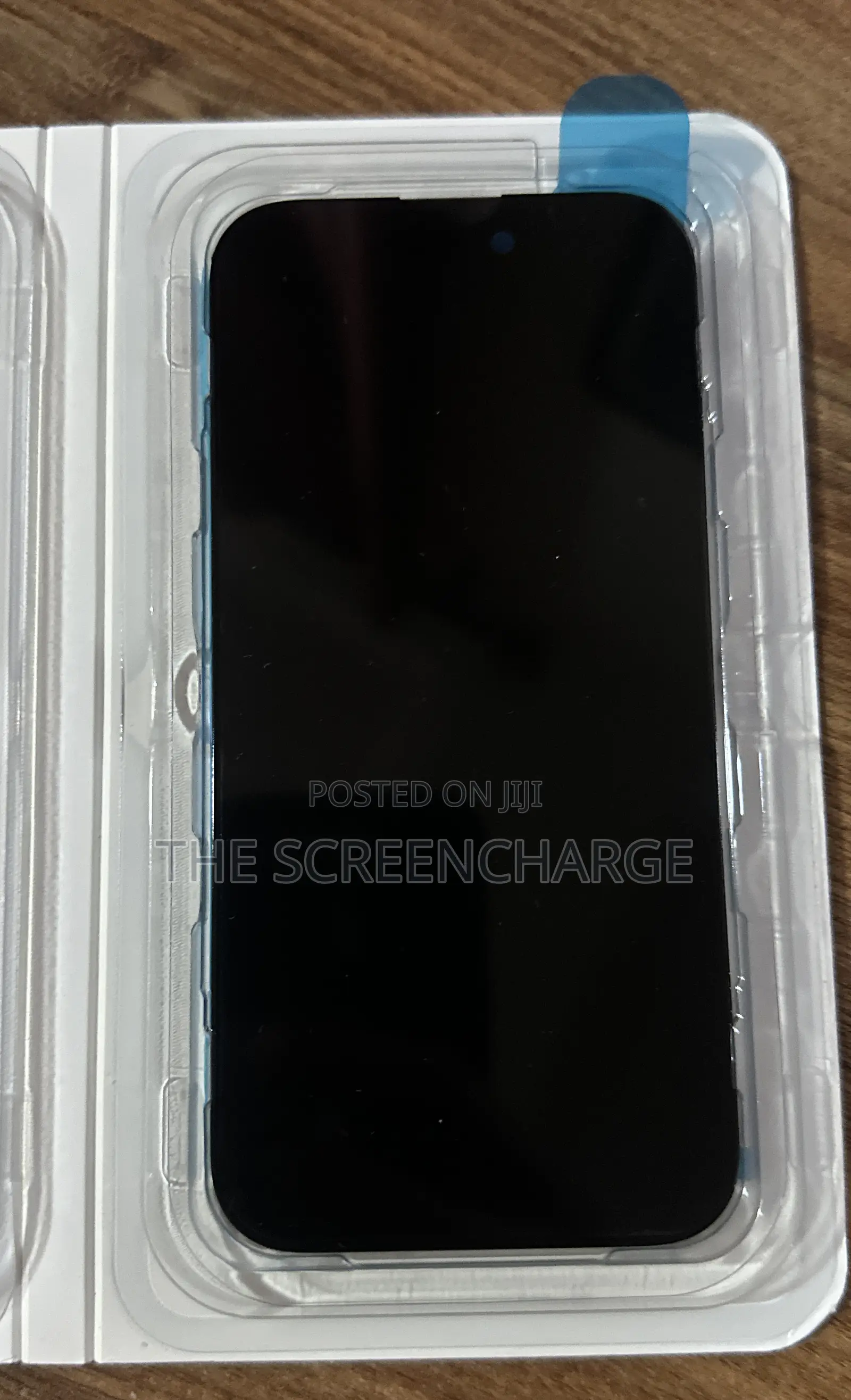 iPhone 16 iCloud Screens