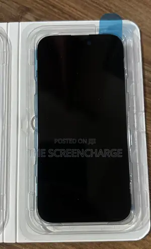 iPhone 16 iCloud Screens
