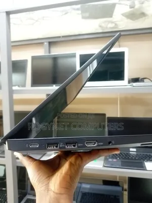 Laptop Lenovo ThinkPad E14 Gen 1 16GB Intel Core i5 HDD+SSD 1T