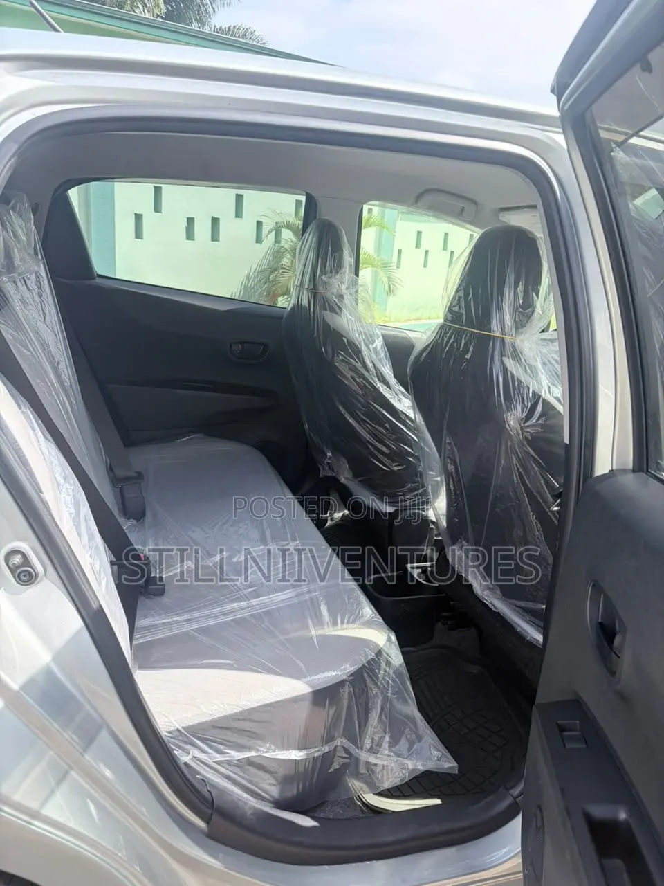 Toyota Vitz 2014 Green