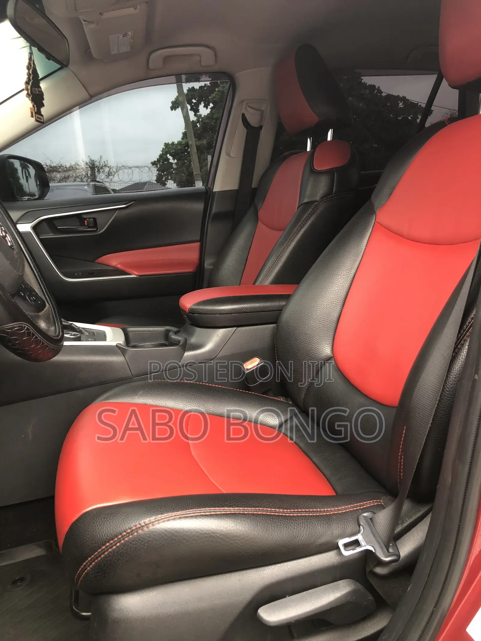 Toyota RAV4 Limited AWD 2020 Red