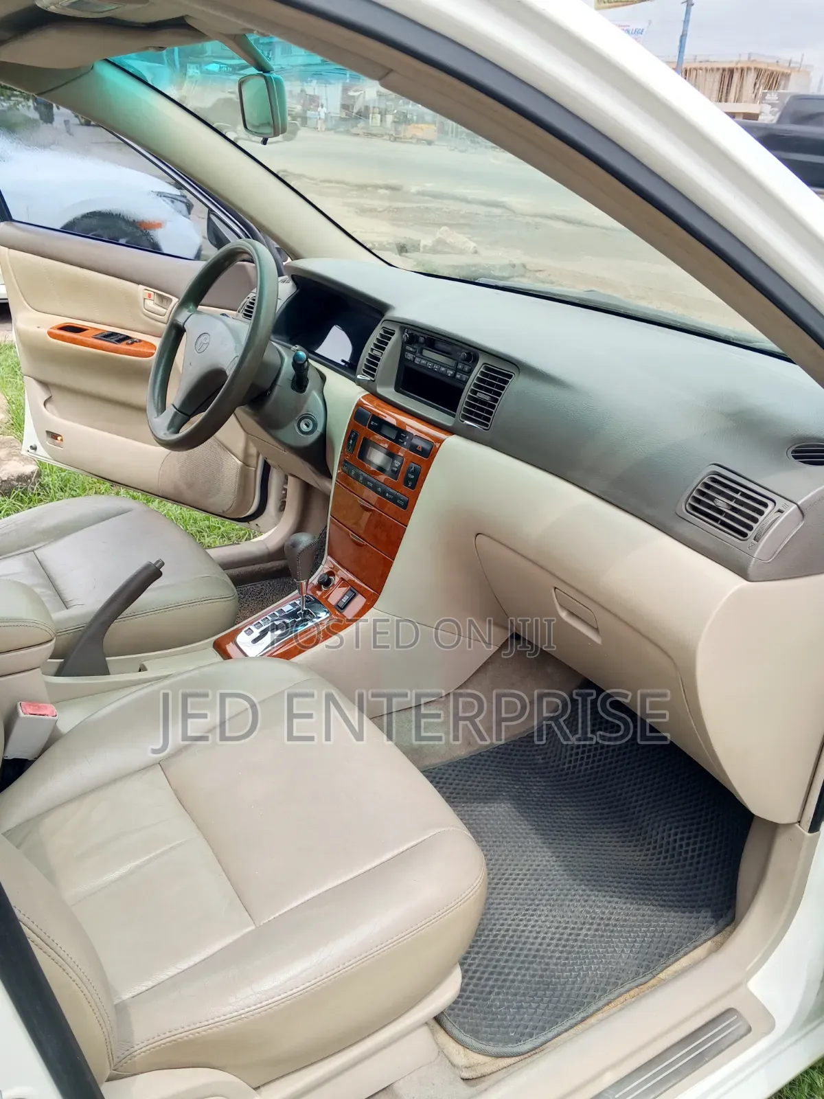 Toyota Corolla Altis 2008 White