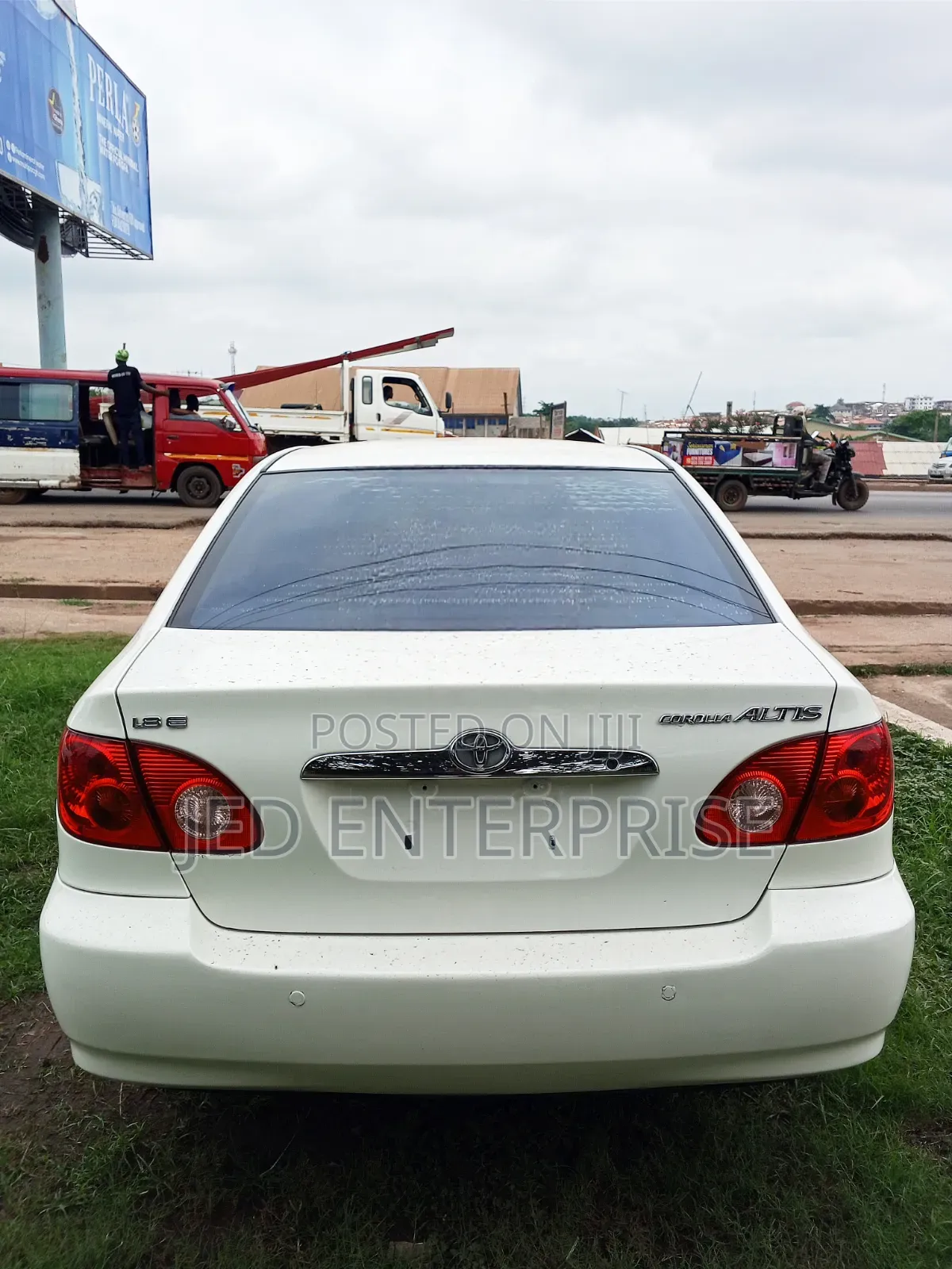 Toyota Corolla Altis 2008 White