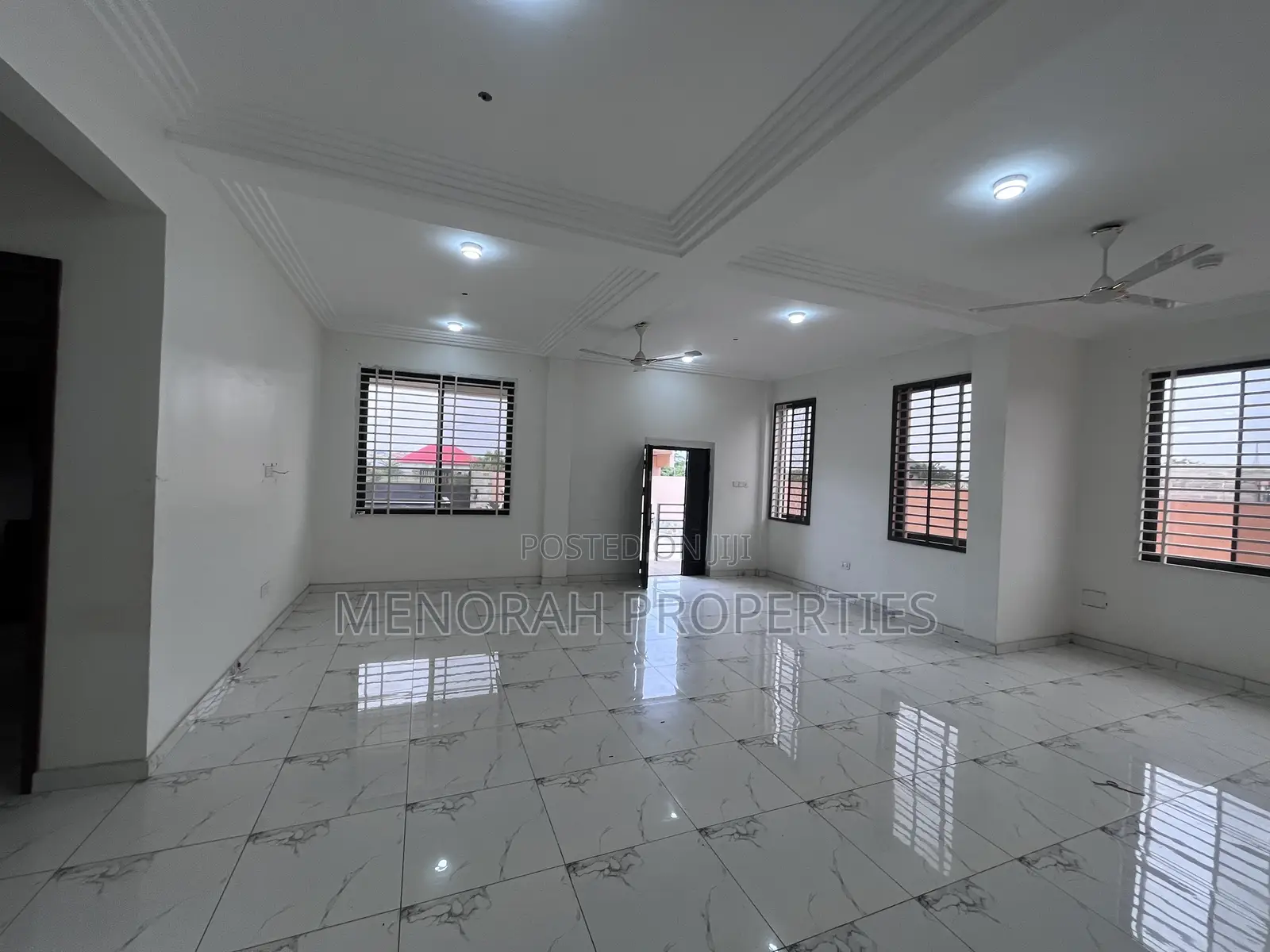 2bdrm Apartment in Adenta Amrahia for rent