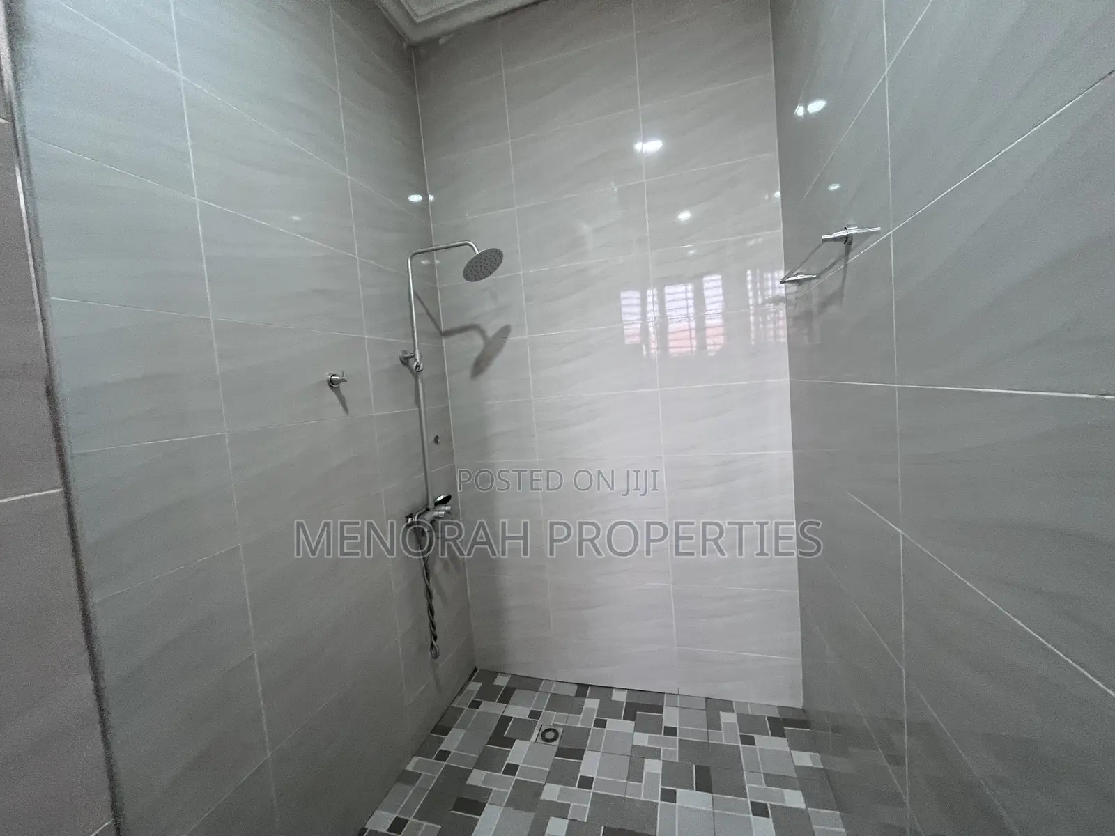 2bdrm Apartment in Adenta Amrahia for rent