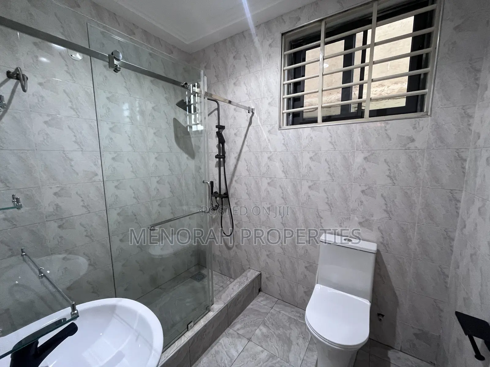 1bdrm Apartment in Adenta Amrahia for rent