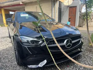 Mercedes-Benz C300 2022 Black
