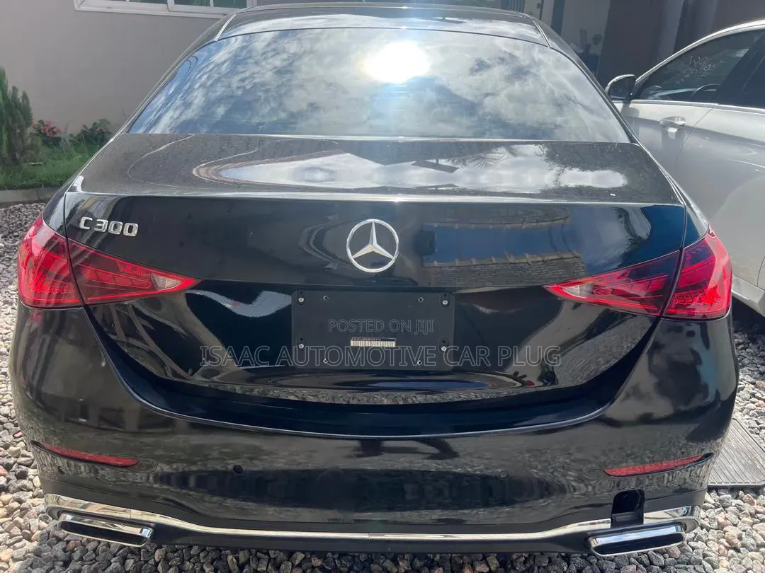 Mercedes-Benz C300 2022 Black