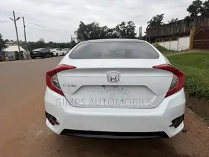 Honda Civic 2018 White