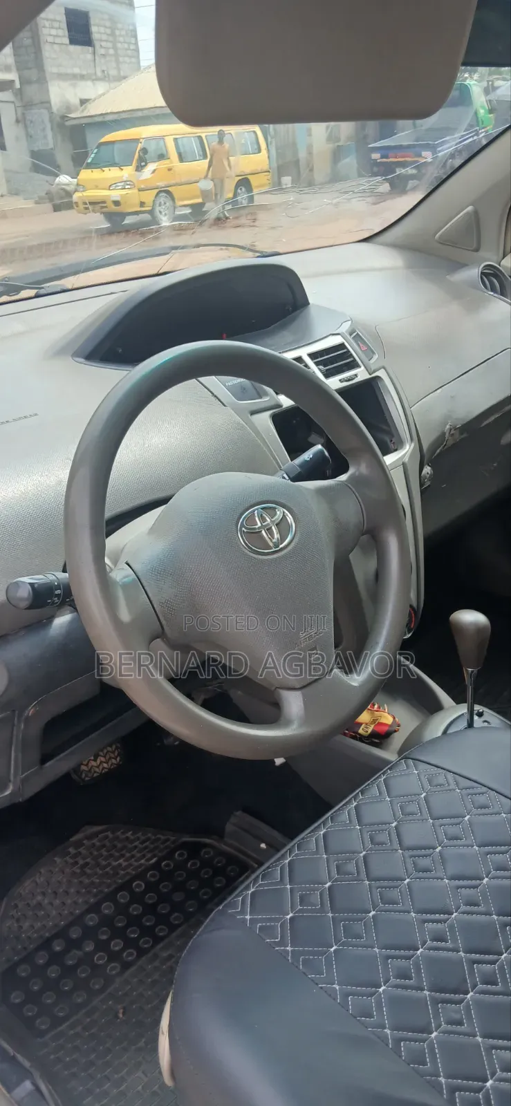 Toyota Vitz 1.3 FWD 3dr 2010 White