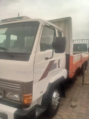 Kia Rhino 1 2010 White