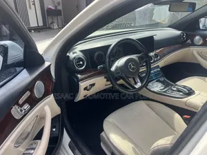 Mercedes-Benz E300 2017 White