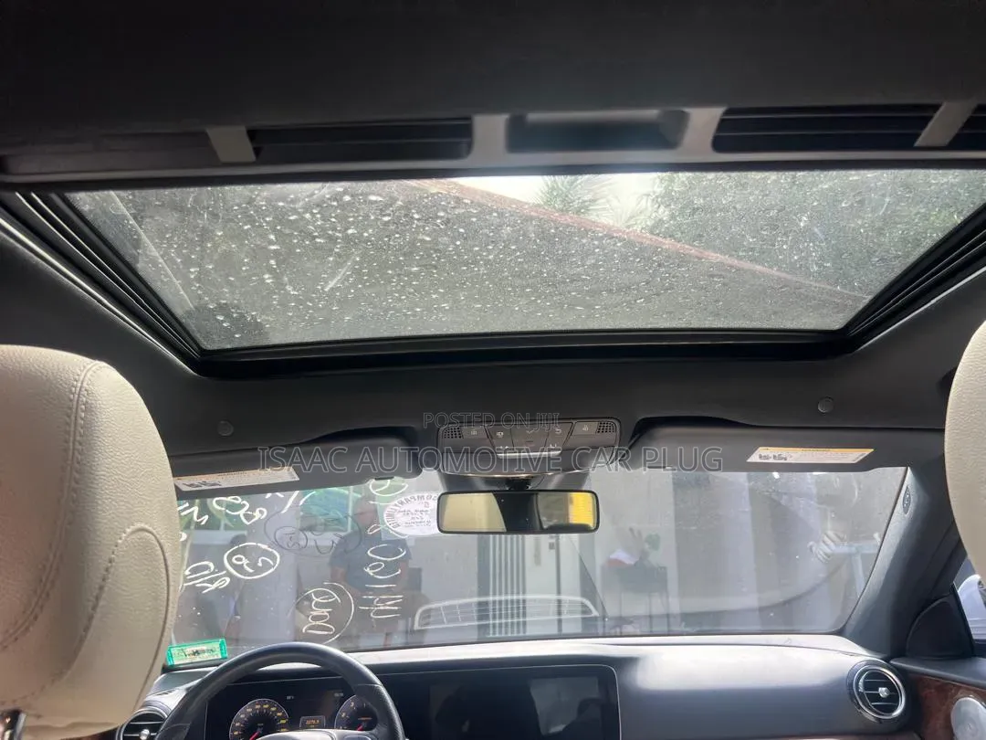 Mercedes-Benz E300 2017 White