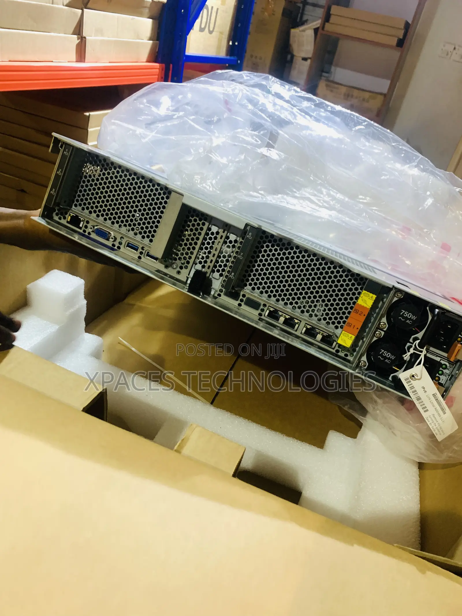 New Server Lenovo 32GB Intel Xeon SSD 4T