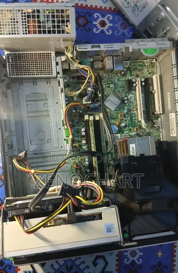 Desktop Computer HP EliteDesk 800 G3 4GB Intel Core i5 HDD 500GB
