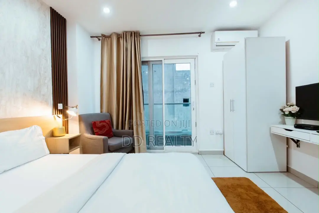 Furnished 1bdrm Apartment in Boundary Road Area for rent