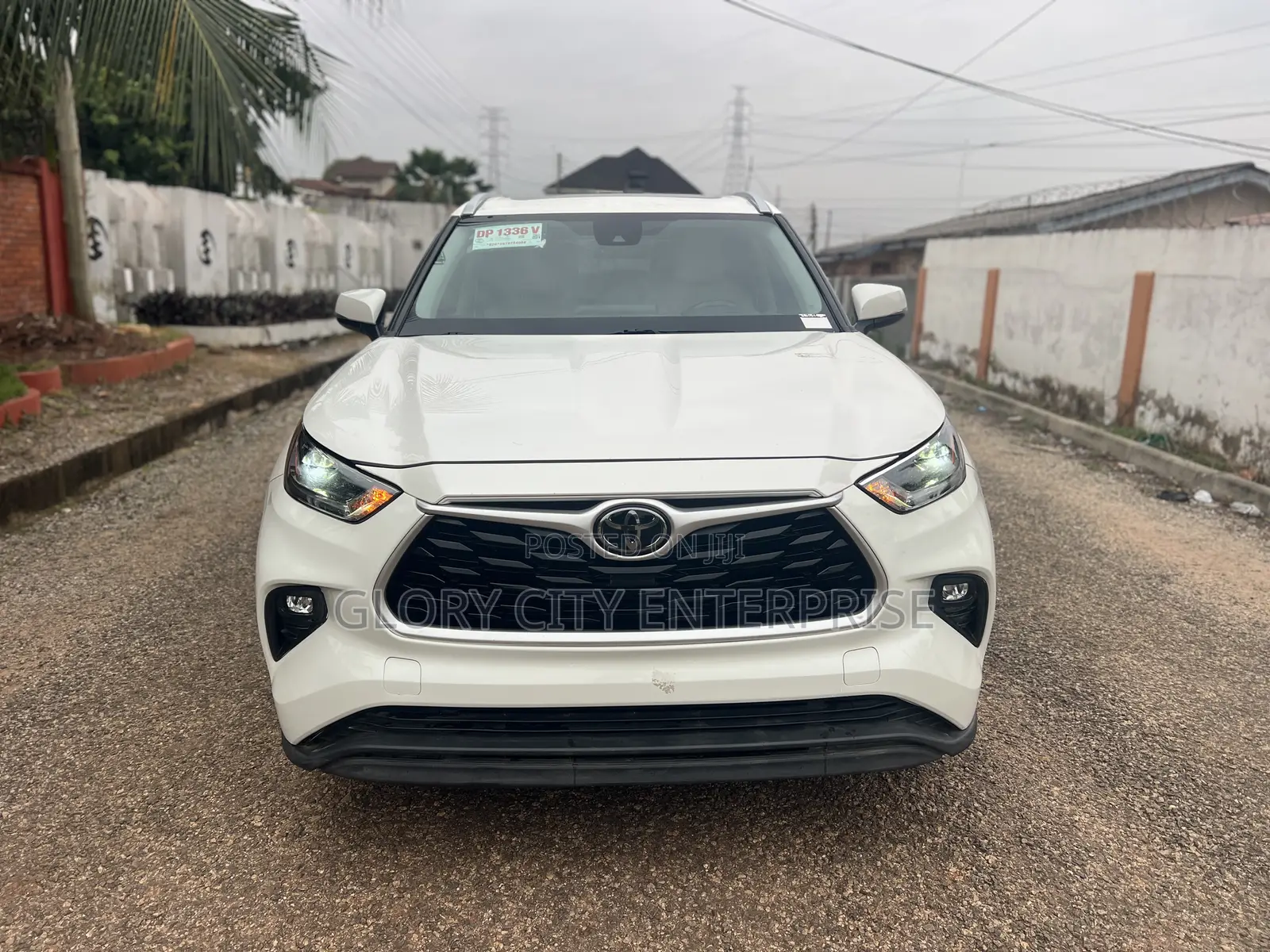 Toyota Highlander XLE 2021 White