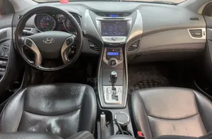 Hyundai Elantra 2013 Silver