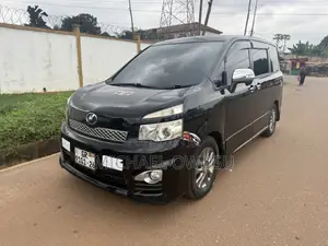Toyota Voxy 2013 Black