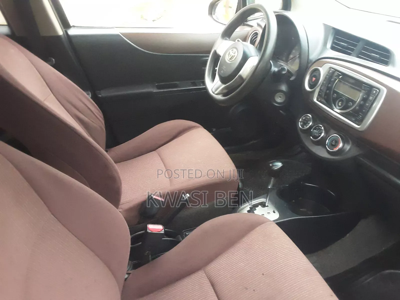 Toyota Vitz 2012 Black