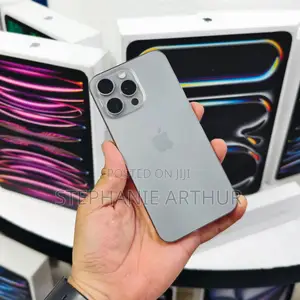 Apple iPhone 15 Pro Max 256 GB Gray