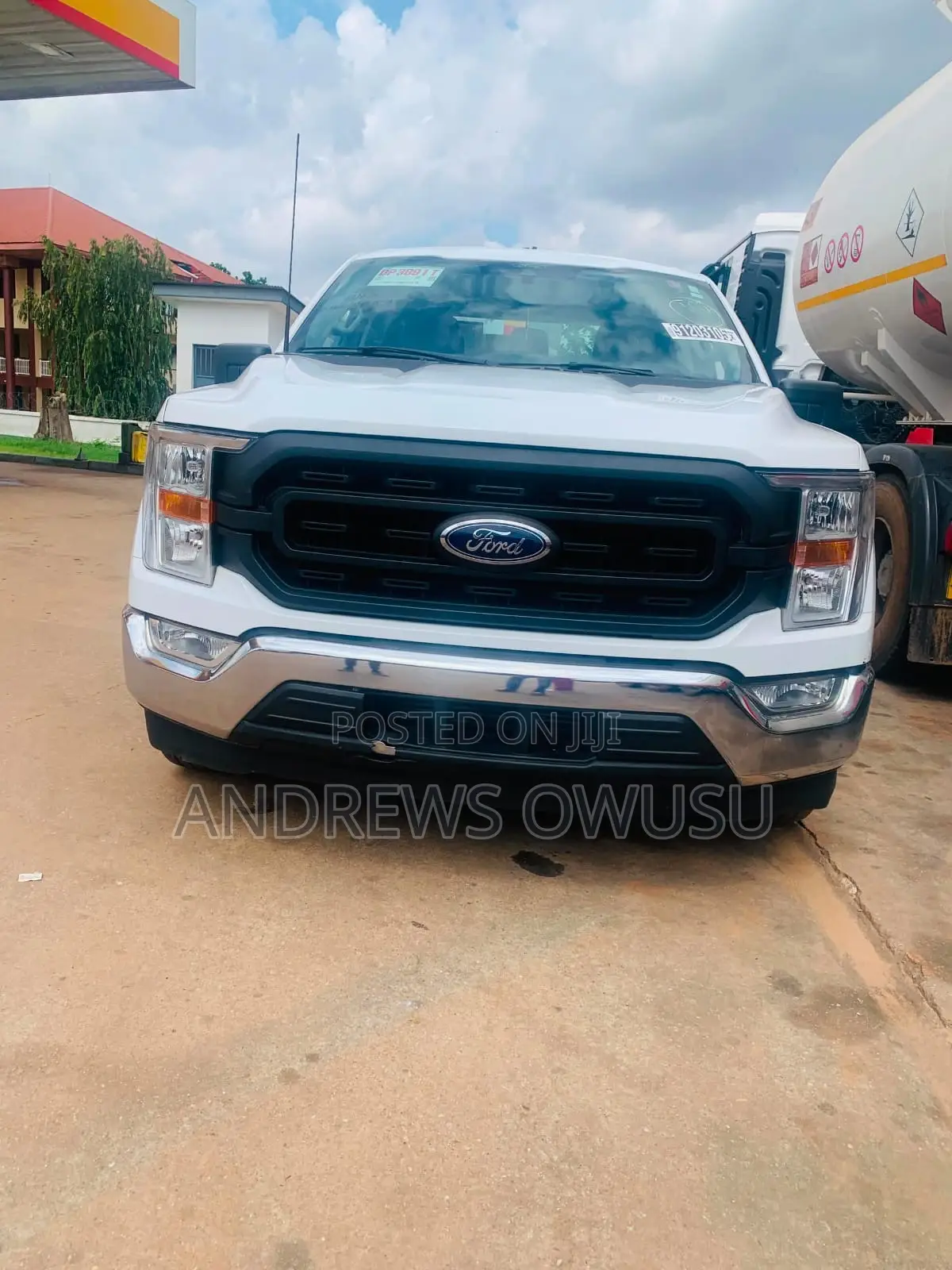 Ford F-150 XL 2022 White