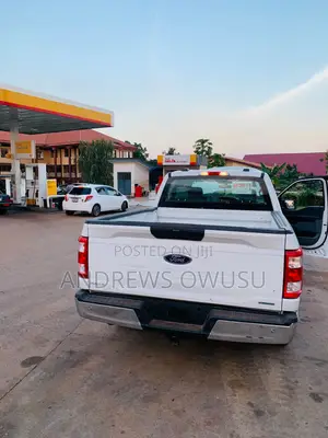 Ford F-150 XL 2022 White