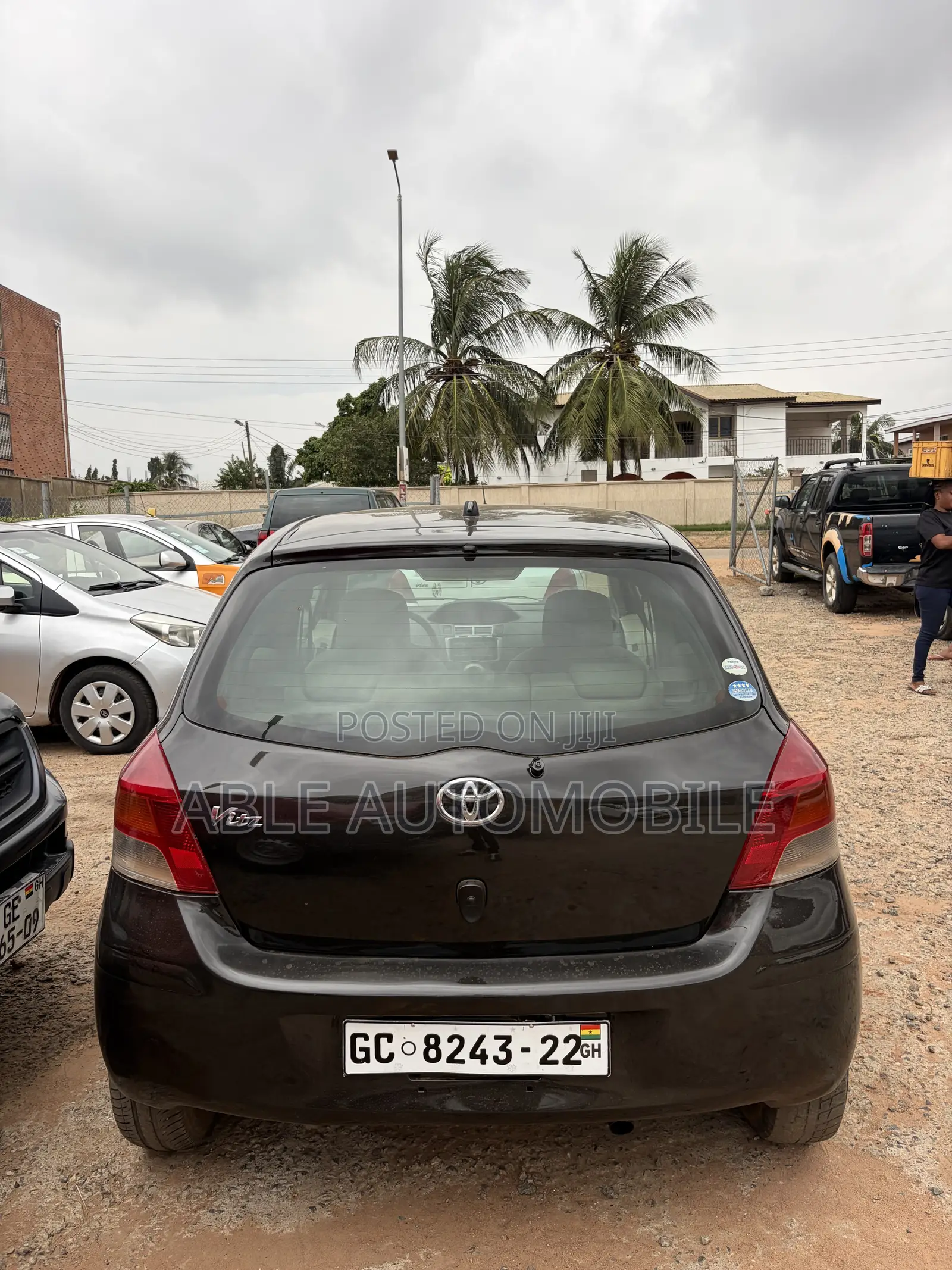 Toyota Vitz 1.3 AWD 5dr 2010 Black