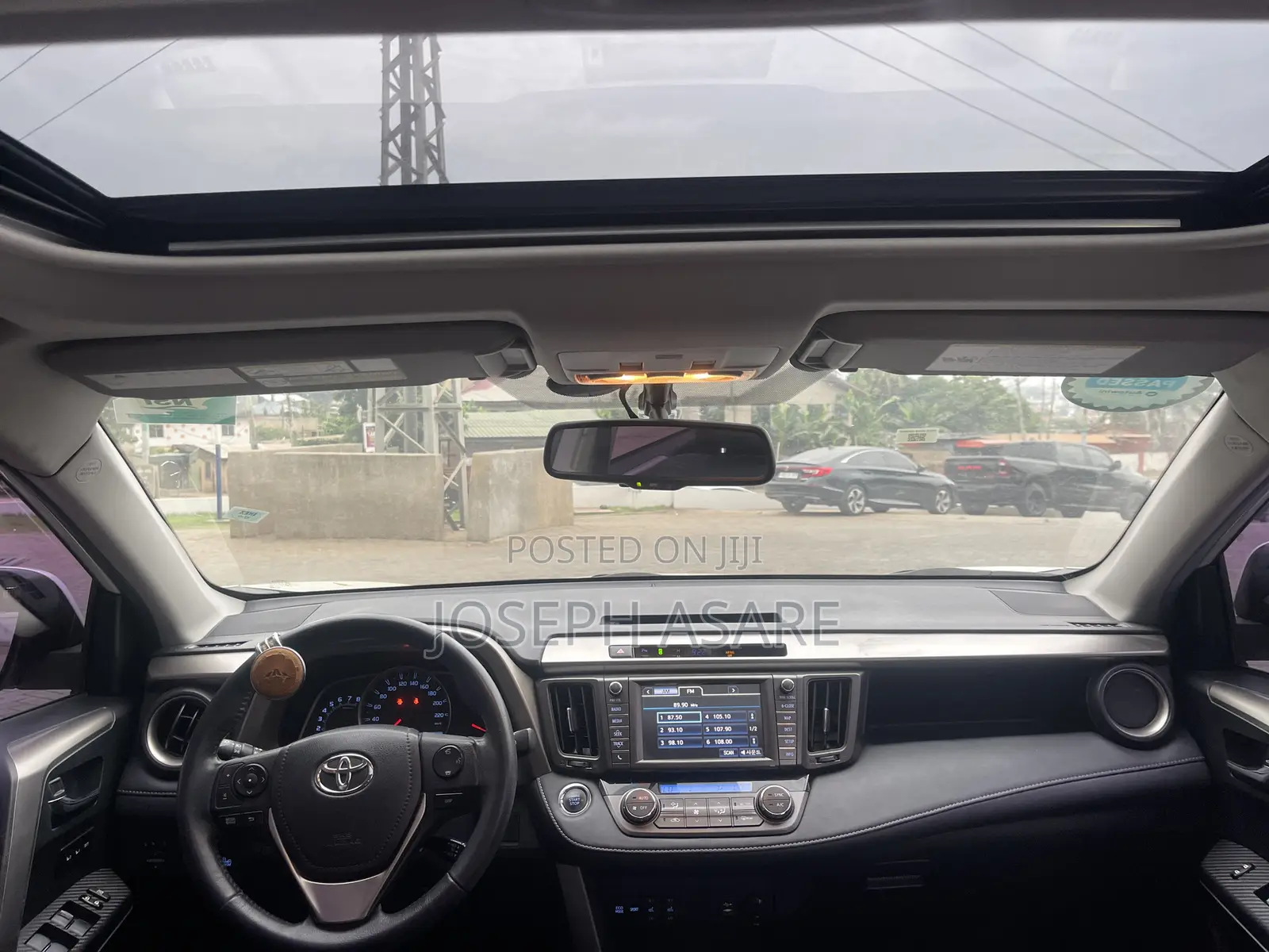 Toyota RAV4 Limited 4dr SUV (2.5L 4cyl 6A) 2014 White