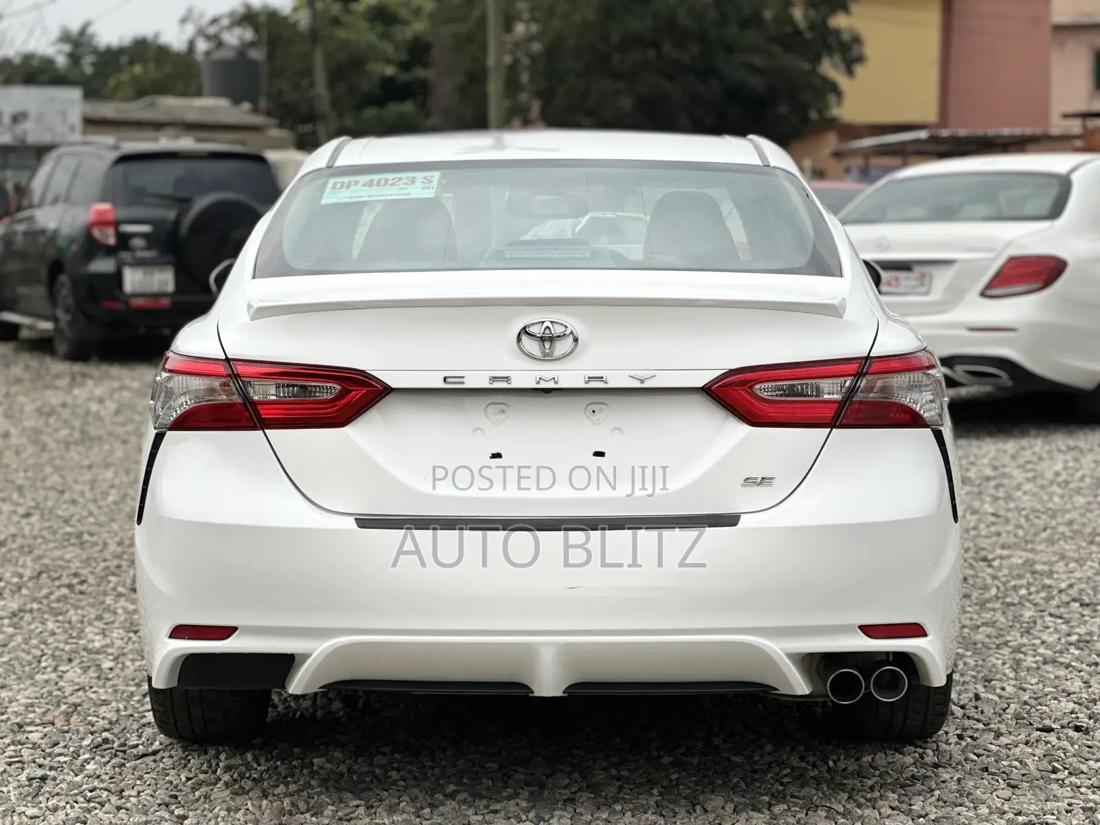 Toyota Camry 2018 White