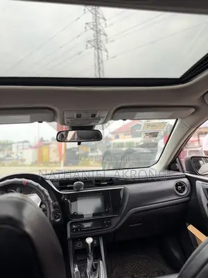 Toyota Corolla XSE (1.8L 4cyl 2A) 2019 Black
