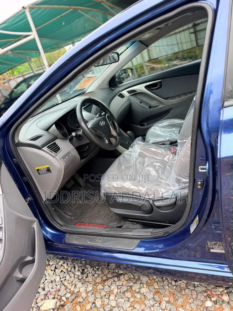 Hyundai Elantra 2013 Blue
