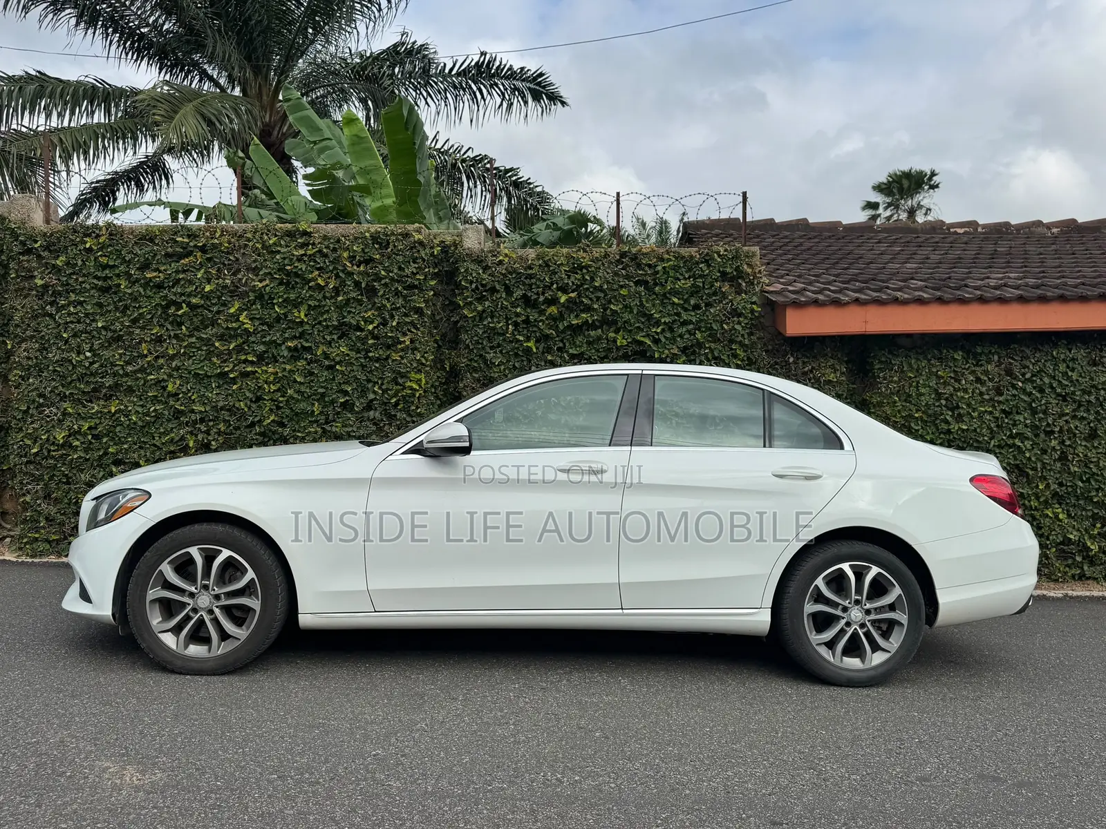 Mercedes-Benz C300 2017 White
