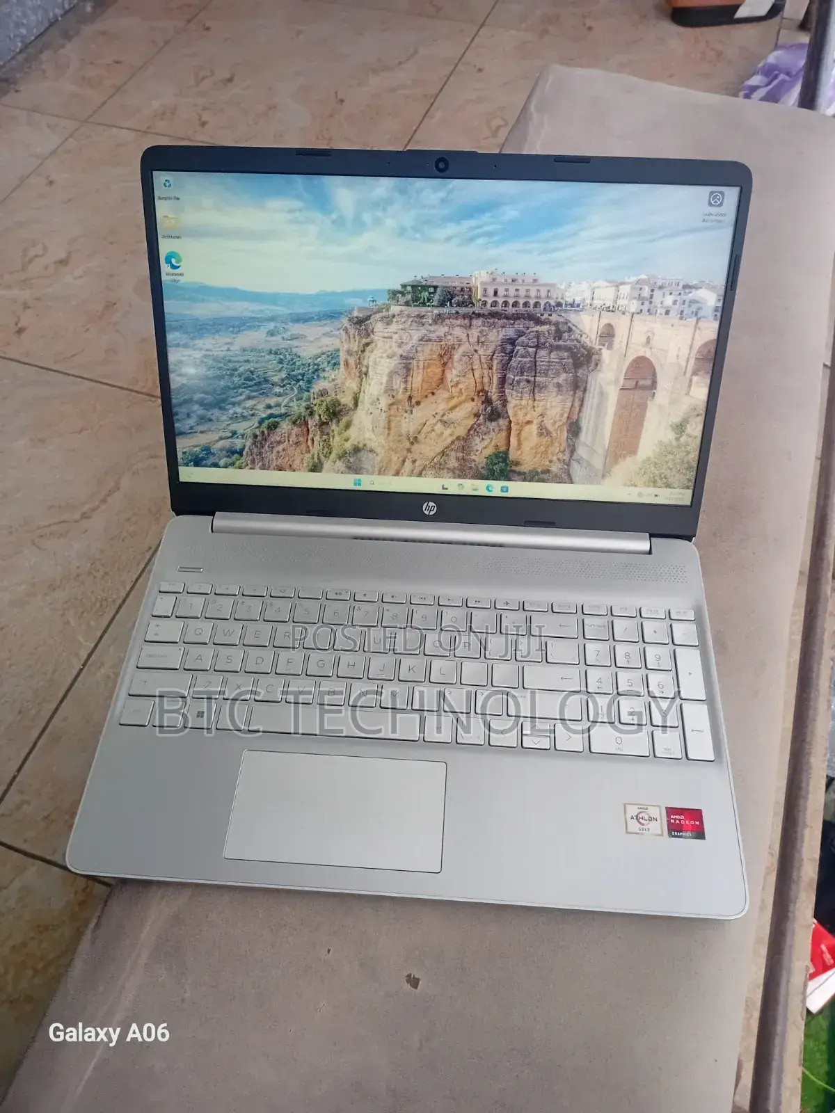 Laptop HP Envy 15-ep0xxx 8GB AMD SSD 512GB