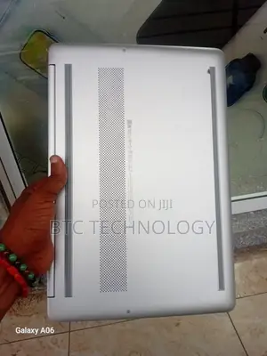 Laptop HP Envy 15-ep0xxx 8GB AMD SSD 512GB