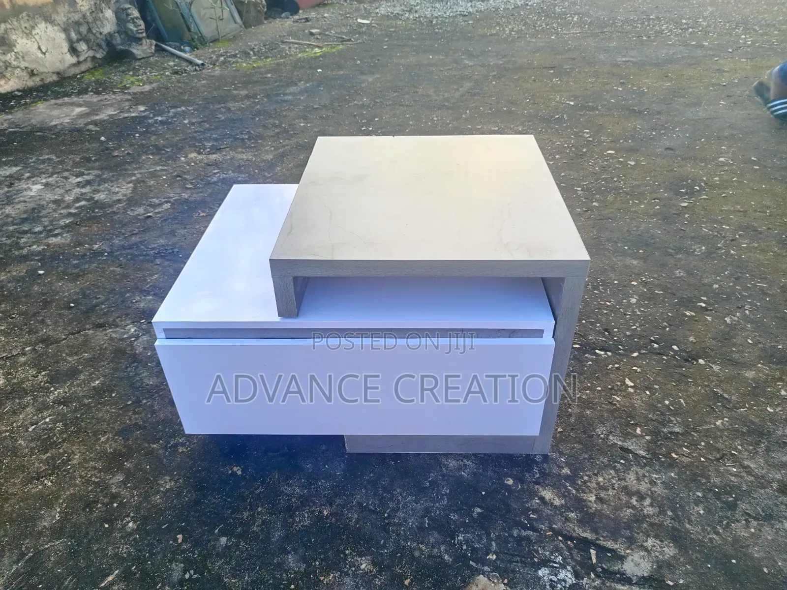 Quality and Expandable Centre Table