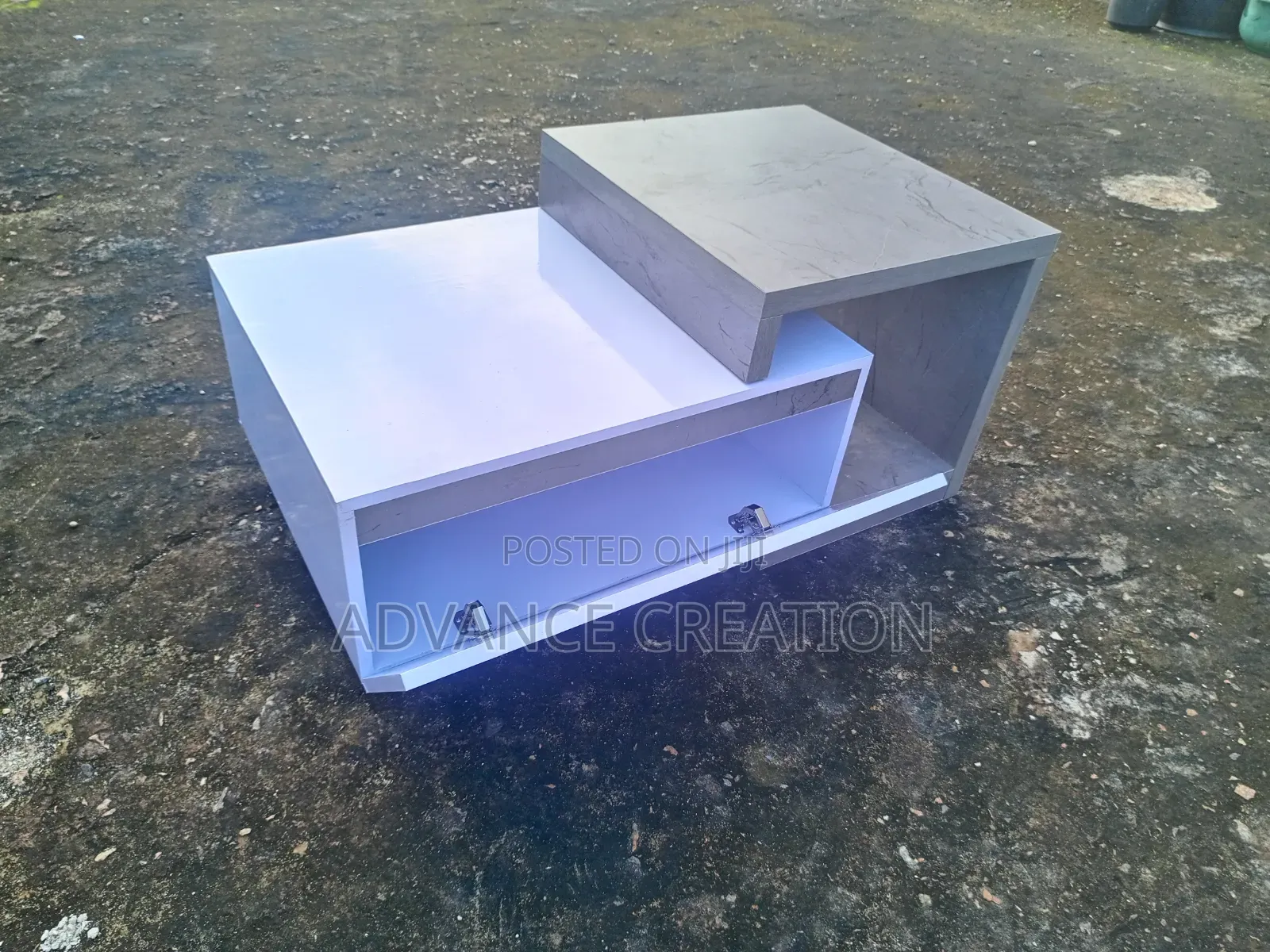 Quality and Expandable Centre Table
