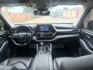 Toyota Highlander 2021 Black