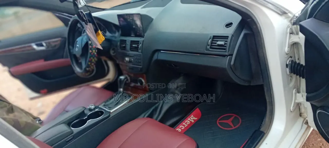 Mercedes-Benz C300 2004 Black
