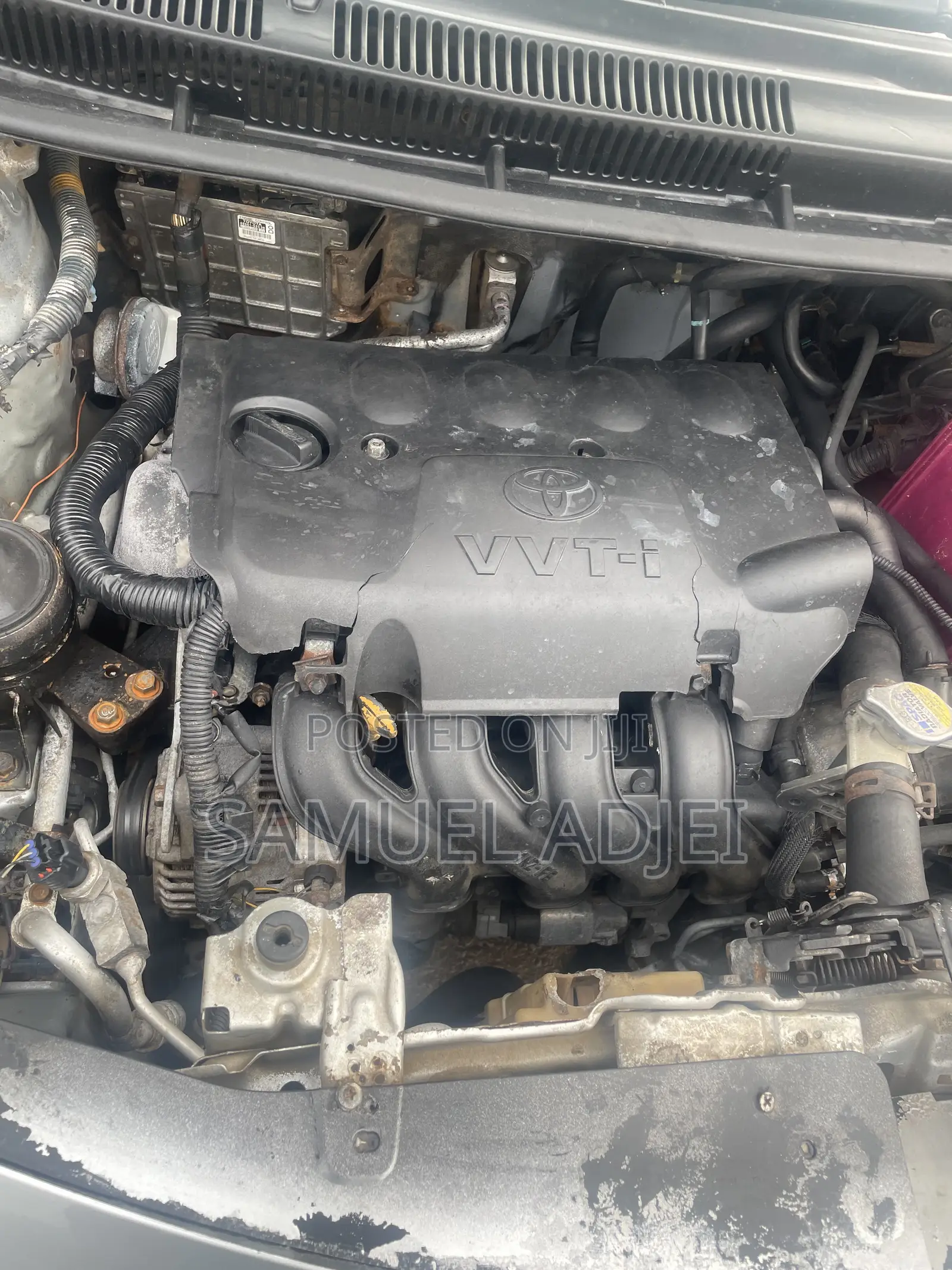 Toyota Yaris 2012 Silver