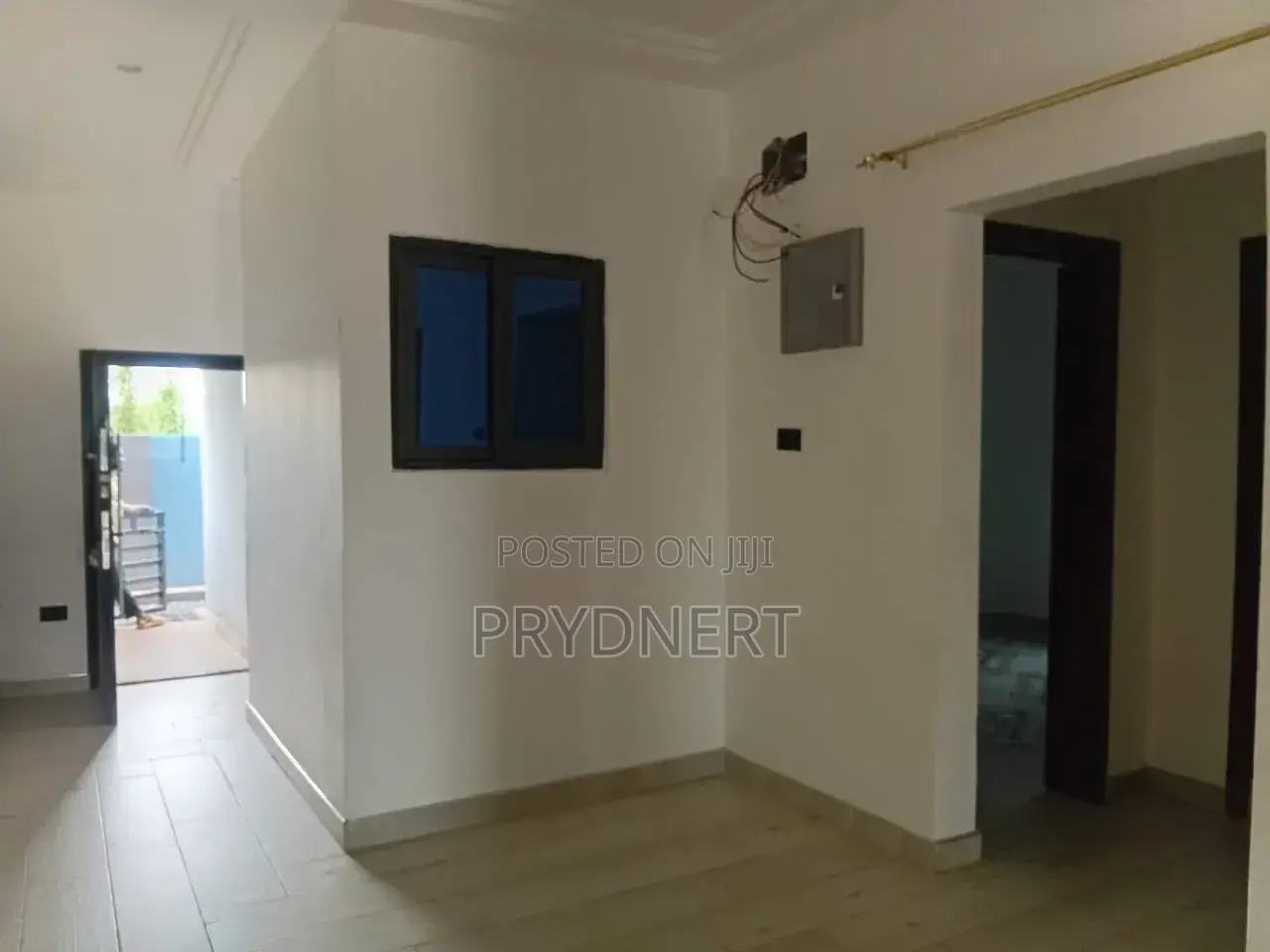 2bdrm Apartment in Dps, Tema Metropolitan for rent