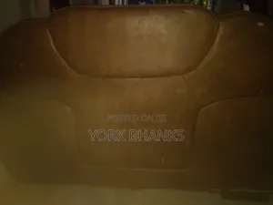 Stuffen Chair