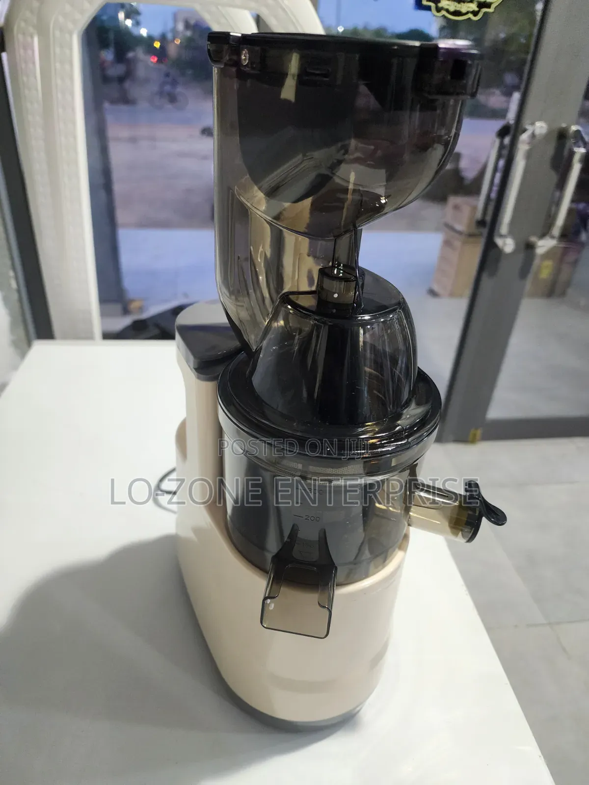 Lo-Zone Slow Juicer