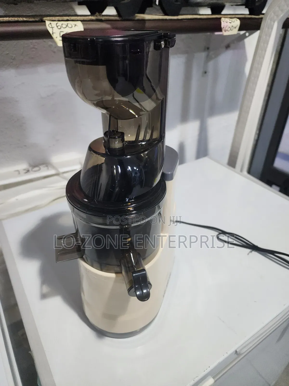 Lo-Zone Slow Juicer