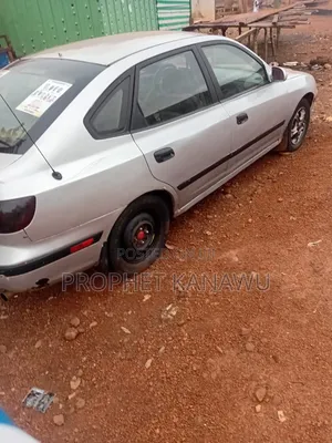 Hyundai Elantra 2006 Silver