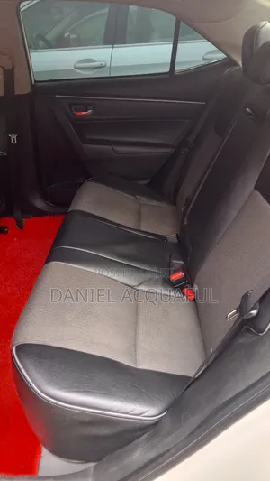 Toyota Corolla S 4dr Sedan (1.8L 4cyl CVT) 2016 White