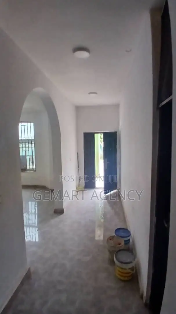 3bdrm Apartment in Taifa Burkina for rent